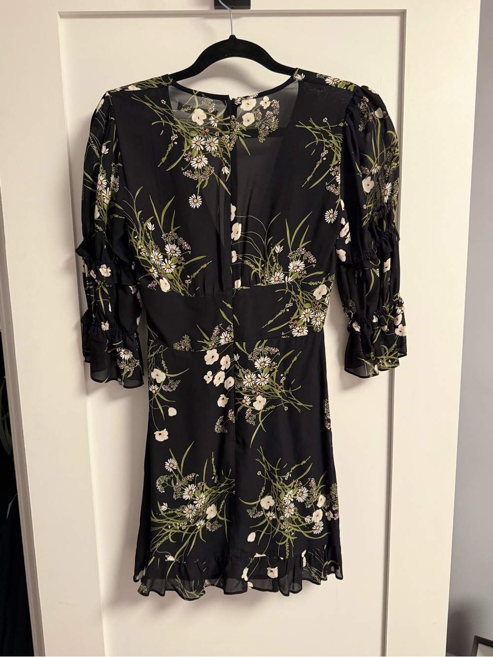 Reformation Lorelei Dress - Picture 7 of 9
